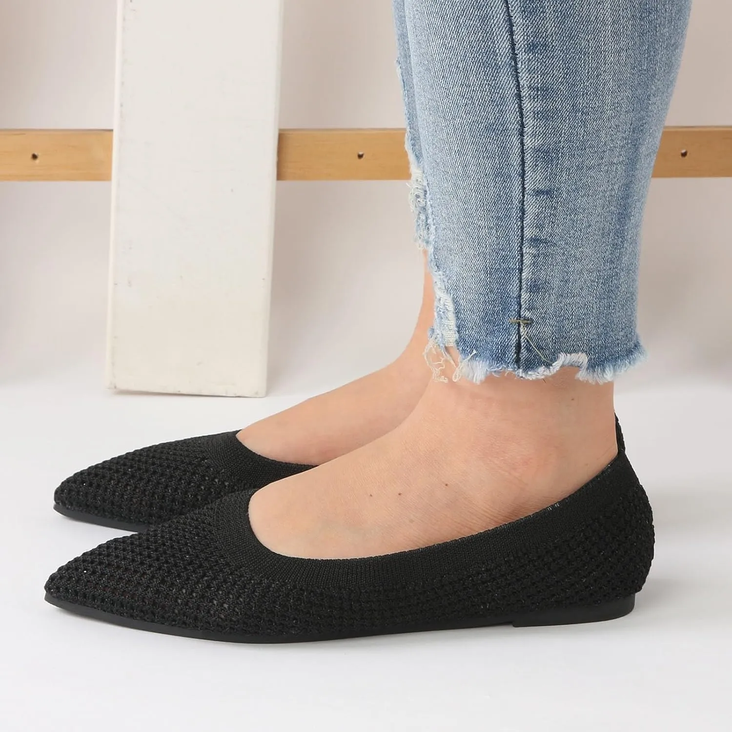 Elegant Pointed Toe Flat Shoes for Women Breathable Mesh Knit Ballet Flats Women's Soft Walking Driving Shoes