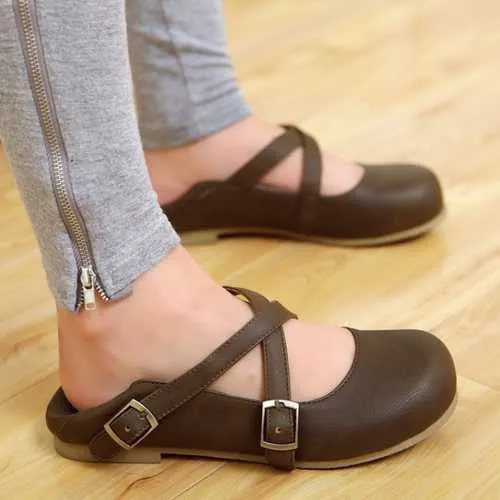 Female Round Toe Summer Flats With Buckle Strap