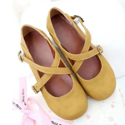 Female Round Toe Summer Flats With Buckle Strap