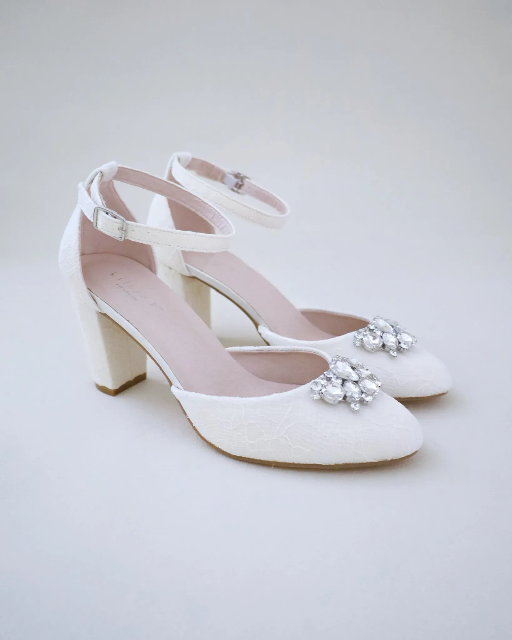 JOSKAA 2024 New Fashion High Heel Lace Block Heel with Dewdrop Brooch