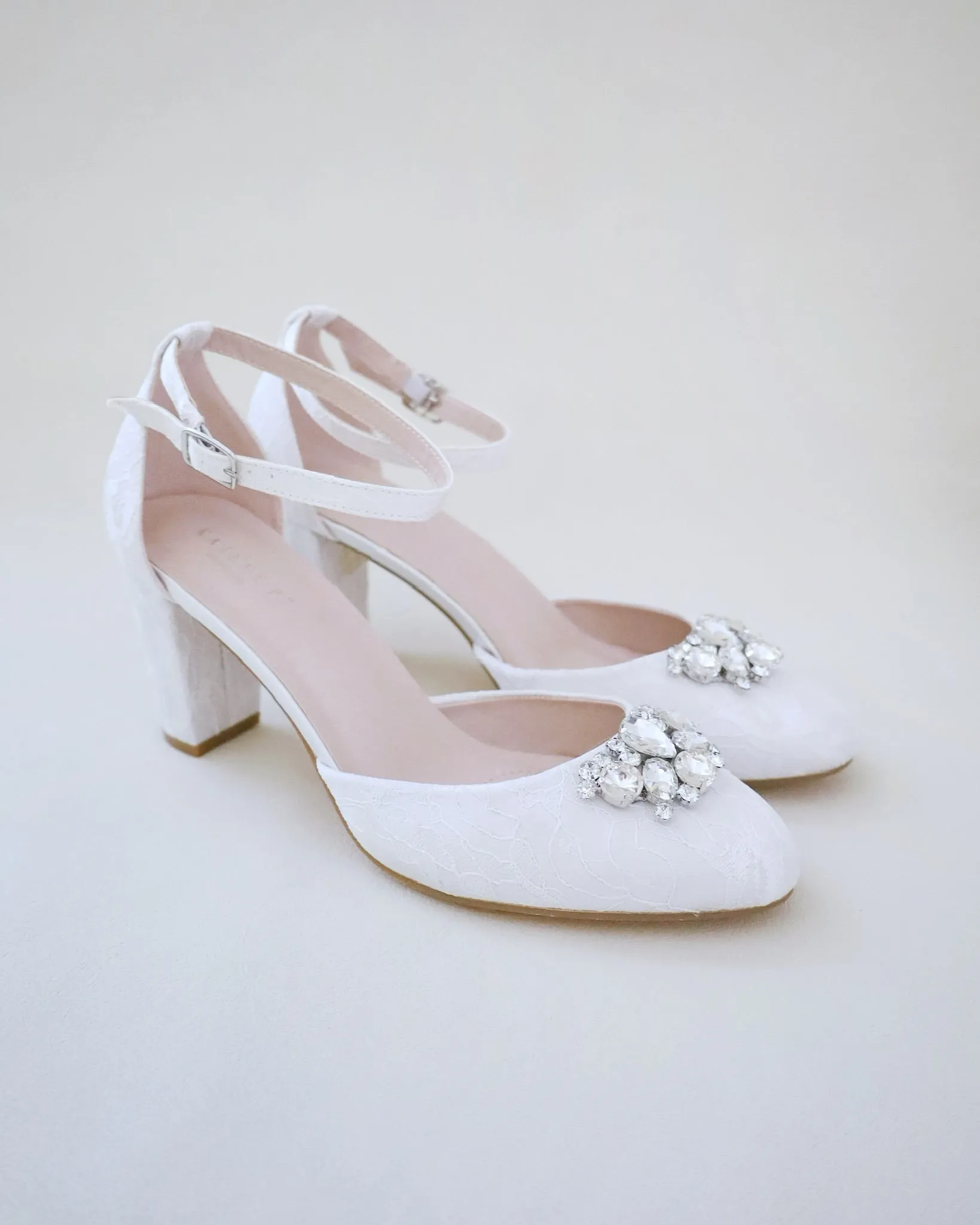 JOSKAA 2024 New Fashion High Heel Lace Block Heel with Dewdrop Brooch