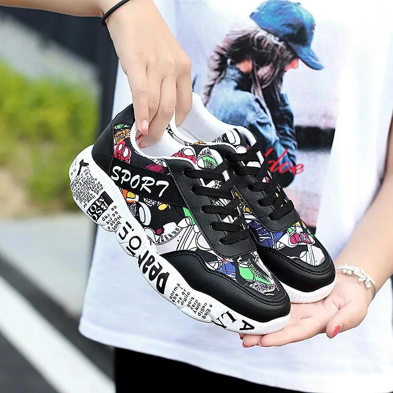 Men's Casual Lace-Up Sneakers