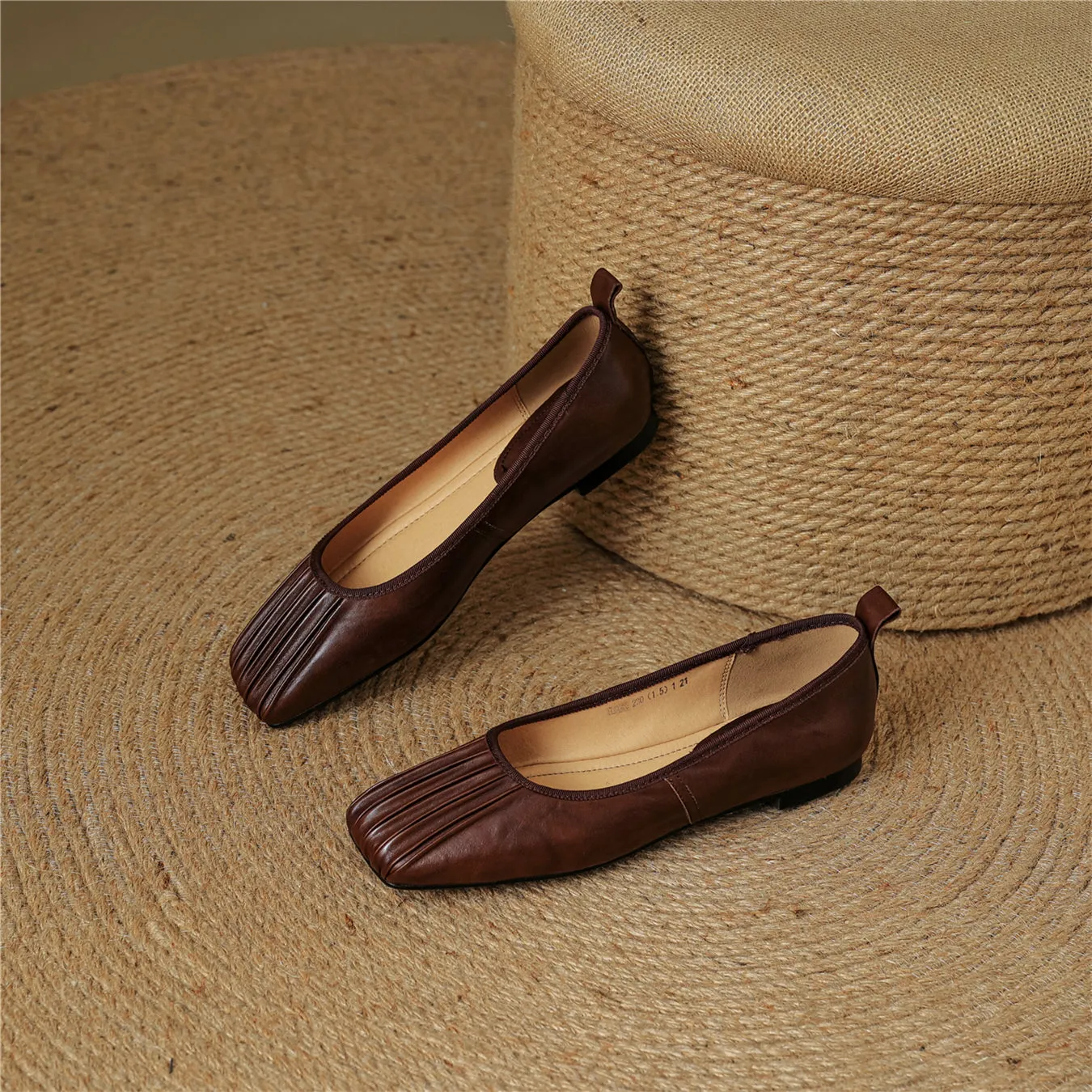 TinaCus Women's Handmade Genuine Leather Square Toe Slip On Flats Shoes