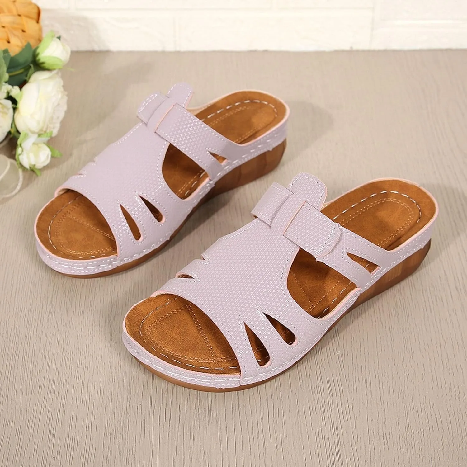 Womens Summer Outdoor Sandals 2025 Casual Open Toe Solid Color Wedge Sandals Hollow Stylish Lightweight Slide On Platform Heels Beach Shoes
